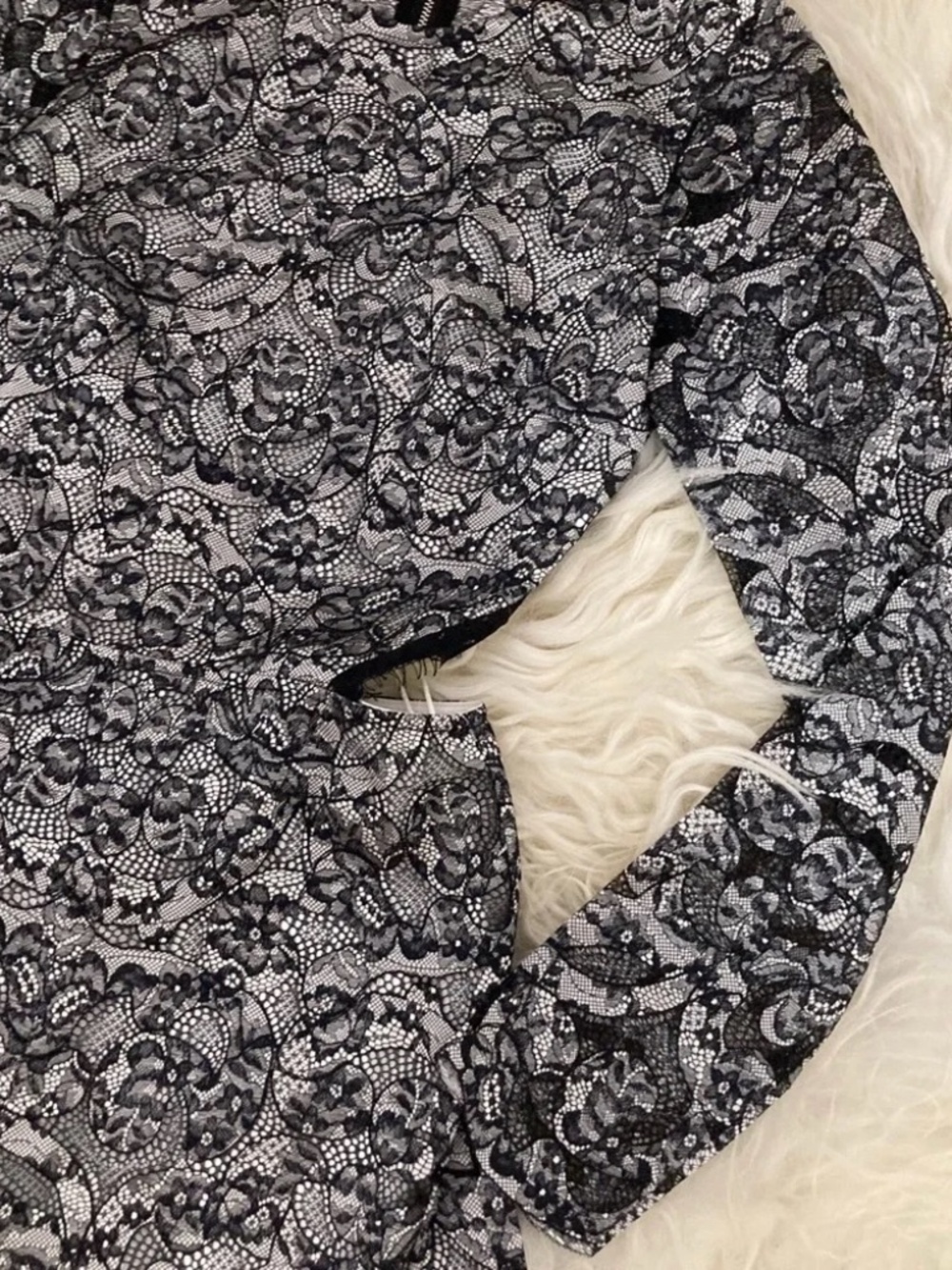 Alexis Deema Open Back Romper 1400 - Picture 10 of 13